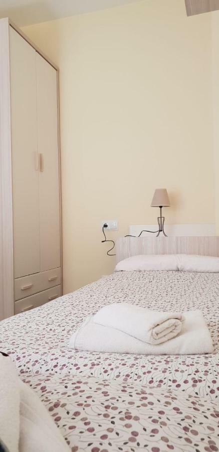 Apartaments Sant Pere Lloret de Mar Esterno foto